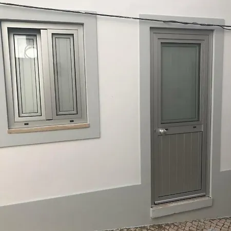 Cantinho Flores I 纳扎雷